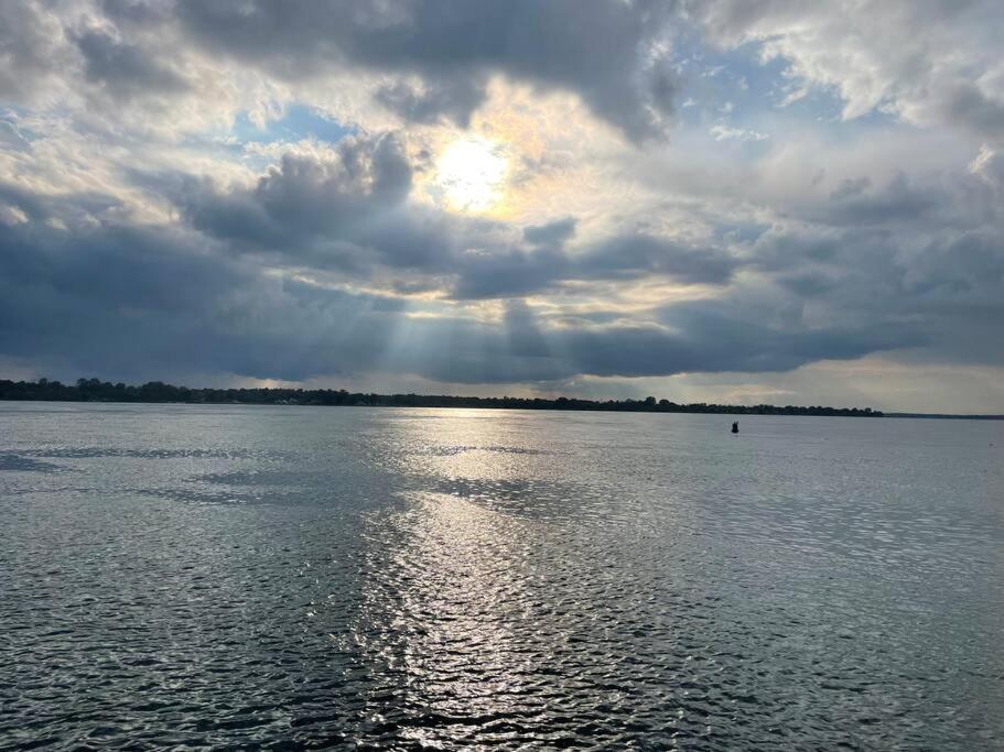 Buffalo'S River Den المظهر الخارجي الصورة